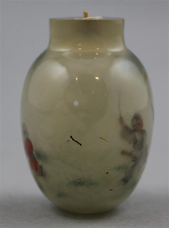 A Chinese inside-painted agate snuff bottle, 20th century, 5cm, Richards no. 265